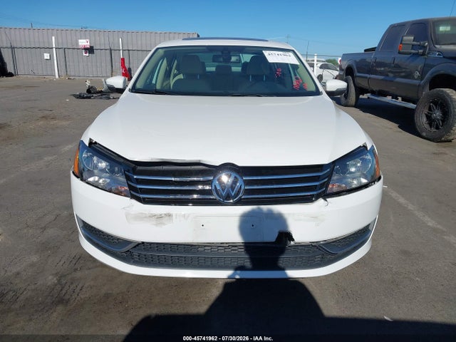 1VWBT7A39EC089734 Volkswagen Passat 1.8t Se