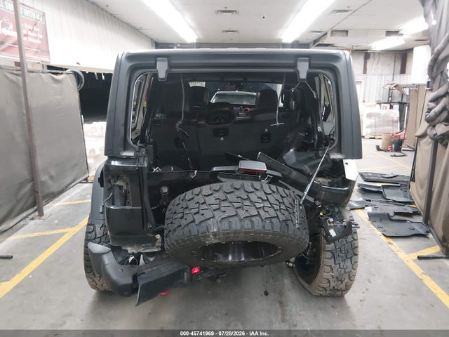 1C4HJXFN1LW261912 Jeep Wrangler Unlimited Rubicon 4x4