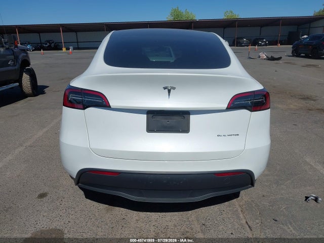 Aukcja sprzedaży 2024 Tesla Model Y Long Range Dual Motor All-wheel Drive, vin: 7SAYGDEE4RF059824, numer aukcji: 45741989
