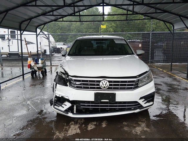 Продажа на аукционе авто 2018 Volkswagen Passat 2.0t R-line/2.0t S, vin: 1VWAA7A36JC028353, номер лота: 45742064