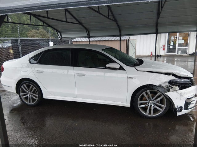 Продажа на аукционе авто 2018 Volkswagen Passat 2.0t R-line/2.0t S, vin: 1VWAA7A36JC028353, номер лота: 45742064