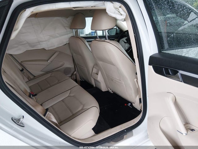 Продажа на аукционе авто 2018 Volkswagen Passat 2.0t R-line/2.0t S, vin: 1VWAA7A36JC028353, номер лота: 45742064