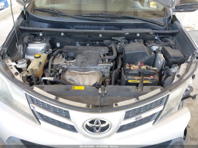 Toyota RAV4 LE 2015 2T3BFREV3FW230300 Image 10