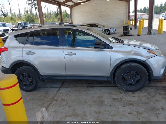 Toyota RAV4 LE 2015 2T3BFREV3FW230300 Image 13