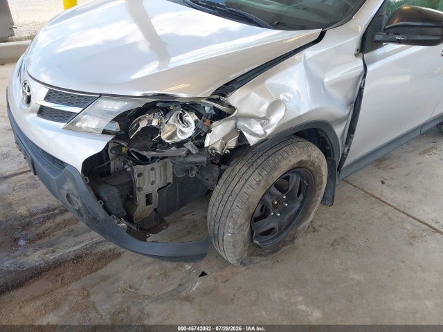 Toyota RAV4 LE 2015 2T3BFREV3FW230300 Image 6