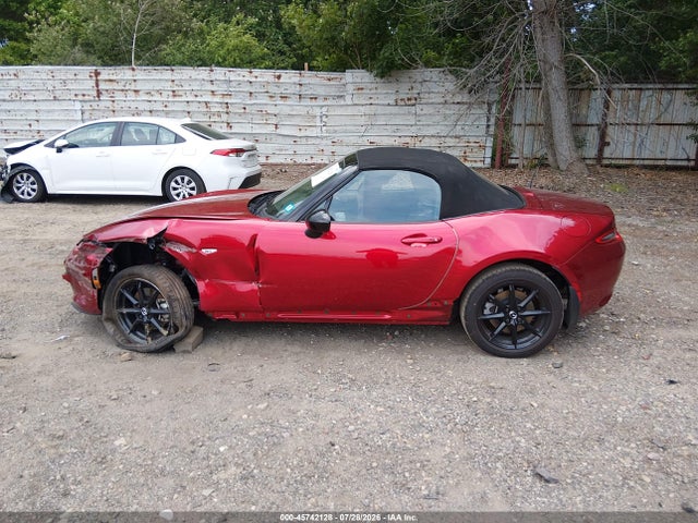 45742128 :رقم المزاد ، JM1NDAB77S0651669 vin ، 2025 Mazda Mx-5 Miata Sport مزاد بيع