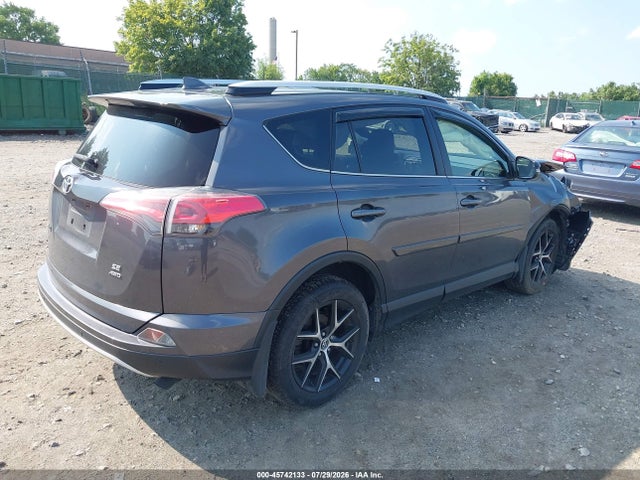 Toyota RAV4 SE 2016 JTMJFREV0GJ074101 Image 4
