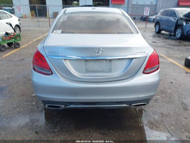 Продаж на аукціоні авто 2018 Mercedes-benz C 300 4matic, vin: 55SWF4KB6JU241870, номер лоту: 45742135