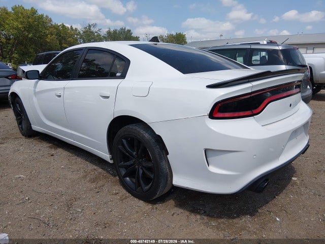 2015 Dodge Charger Police მანქანა იყიდება აუქციონზე, vin: 2C3CDXAT7FH772345, აუქციონის ნომერი: 45742149