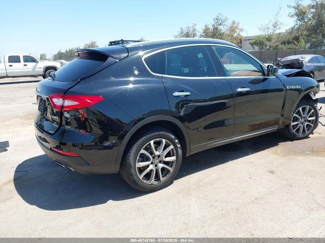 Продажа на аукционе авто 2018 Maserati Levante, vin: ZN661XUA1JX293644, номер лота: 45742160