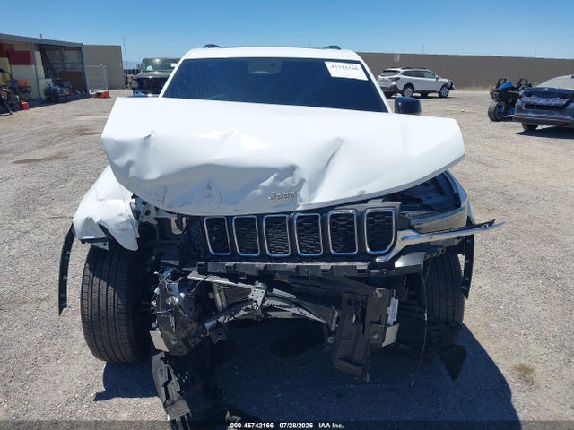 1C4RJHAG3SC311387 Jeep Grand Cherokee Laredo X 4x4