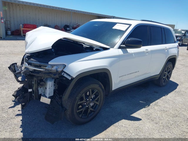 1C4RJHAG3SC311387 Jeep Grand Cherokee Laredo X 4x4