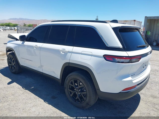 1C4RJHAG3SC311387 Jeep Grand Cherokee Laredo X 4x4