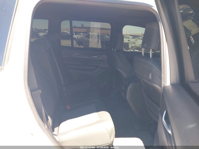 1C4RJHAG3SC311387 Jeep Grand Cherokee Laredo X 4x4