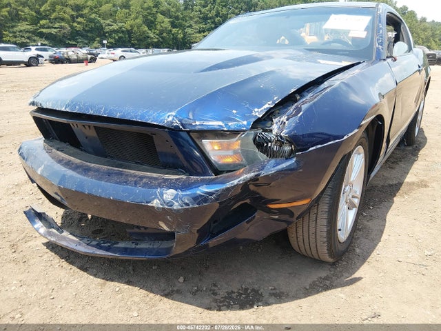 45742202 :رقم المزاد ، 1ZVBP8AN0A5144632 vin ، 2010 Ford Mustang V6/v6 Premium مزاد بيع