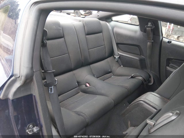 45742202 :رقم المزاد ، 1ZVBP8AN0A5144632 vin ، 2010 Ford Mustang V6/v6 Premium مزاد بيع