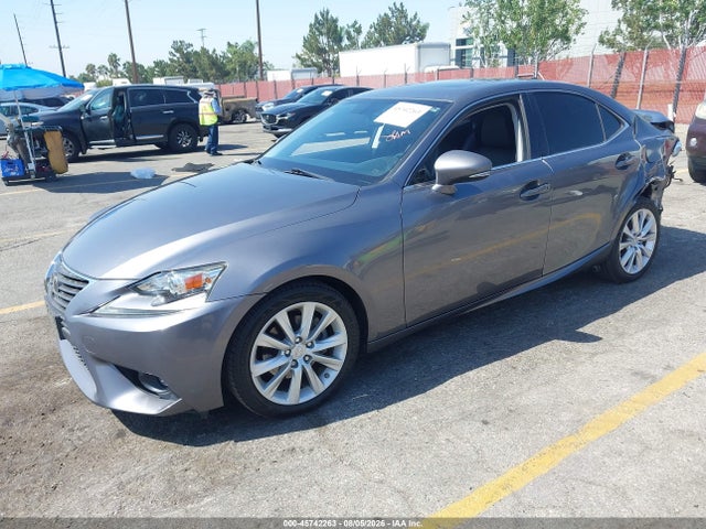 Lexus IS 250 2015 JTHBF1D24F5055859 Image 2