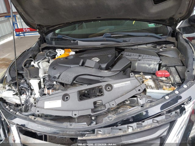 2015 Nissan Altima 2.5/2.5 S/2.5 Sl/2.5 Sv მანქანა იყიდება აუქციონზე, vin: 1N4AL3APXFC165852, აუქციონის ნომერი: 45742286