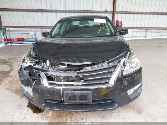 2015 Nissan Altima 2.5/2.5 S/2.5 Sl/2.5 Sv მანქანა იყიდება აუქციონზე, vin: 1N4AL3APXFC165852, აუქციონის ნომერი: 45742286