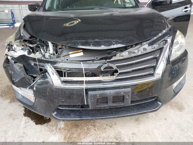 2015 Nissan Altima 2.5/2.5 S/2.5 Sl/2.5 Sv მანქანა იყიდება აუქციონზე, vin: 1N4AL3APXFC165852, აუქციონის ნომერი: 45742286