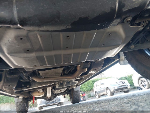 1GCPYFED1NZ206226 Chevrolet Silverado 1500 Ltd 4wd Short Bed Lt Trail Boss