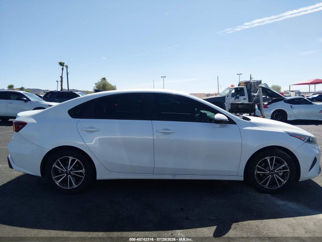 KIA Forte Lxs 2023 3KPF24AD3PE525276 Image 13