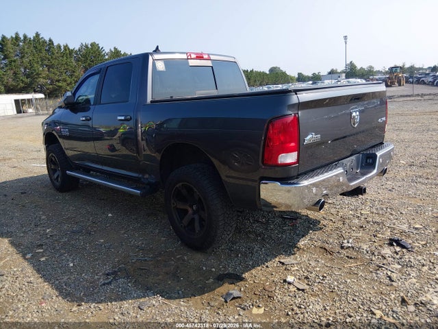 45742318 :رقم المزاد ، 1C6RR7LM3JS338333 vin ، 2018 Ram 1500 Big Horn  4x4 5'7 Box مزاد بيع