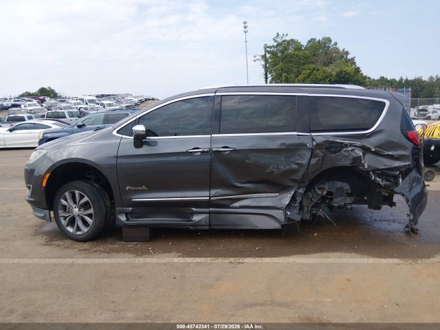 45742341 :رقم المزاد ، 2C4RC1GG3JR338250 vin ، 2018 Chrysler Pacifica Limited مزاد بيع