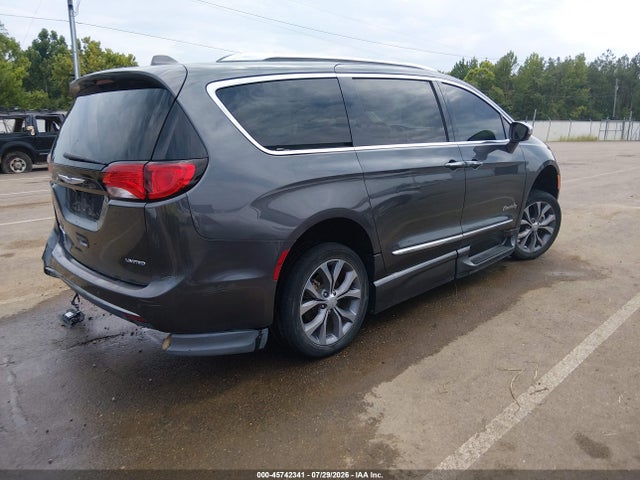 45742341 :رقم المزاد ، 2C4RC1GG3JR338250 vin ، 2018 Chrysler Pacifica Limited مزاد بيع