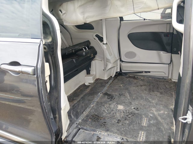 45742341 :رقم المزاد ، 2C4RC1GG3JR338250 vin ، 2018 Chrysler Pacifica Limited مزاد بيع
