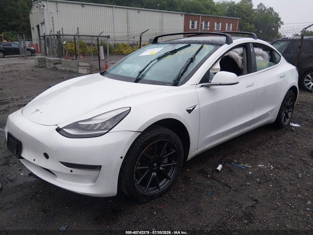 Tesla MODEL 3 2020 5YJ3E1EAXLF792685 Image 2