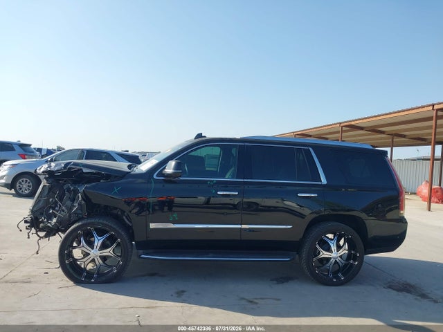 Продаж на аукціоні авто 2017 Cadillac Escalade Luxury, vin: 1GYS3BKJ9HR325880, номер лоту: 45742386