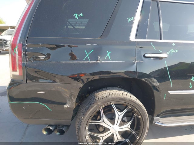Продаж на аукціоні авто 2017 Cadillac Escalade Luxury, vin: 1GYS3BKJ9HR325880, номер лоту: 45742386