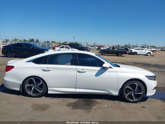 1HGCV1F33JA227122 Honda Accord Sport