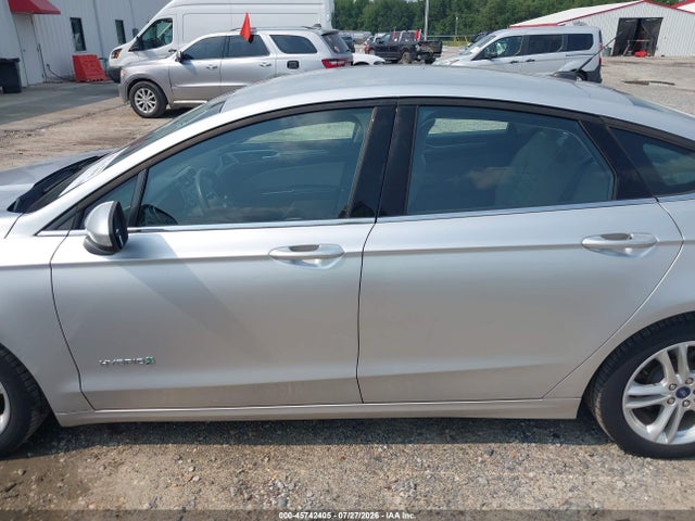 3FA6P0UU7JR271583 Ford Fusion Hybrid S