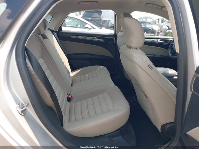 3FA6P0UU7JR271583 Ford Fusion Hybrid S
