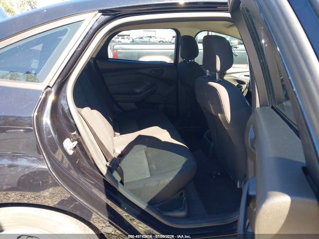 Ford FOCUS S 2016 1FADP3E27GL254974 Image 18