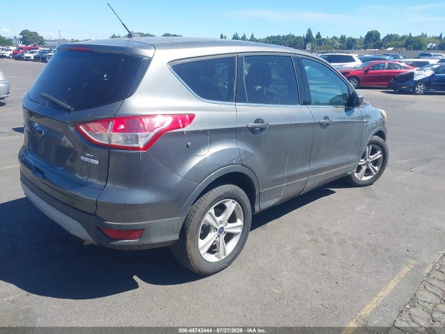 1FMCU0GX0EUB23765 Ford ESCAPE SE