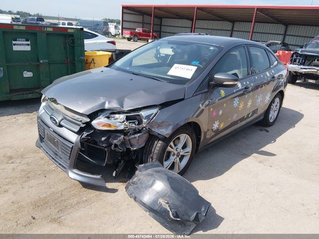 Ford FOCUS SE 2014 1FADP3F20EL459855 Image 2