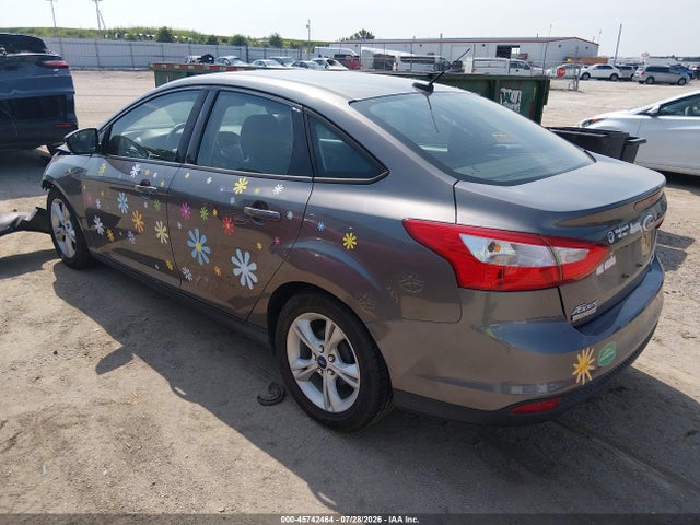 Ford FOCUS SE 2014 1FADP3F20EL459855 Image 3