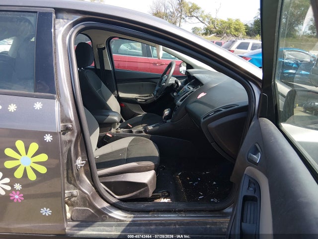 Ford FOCUS SE 2014 1FADP3F20EL459855 Image 5
