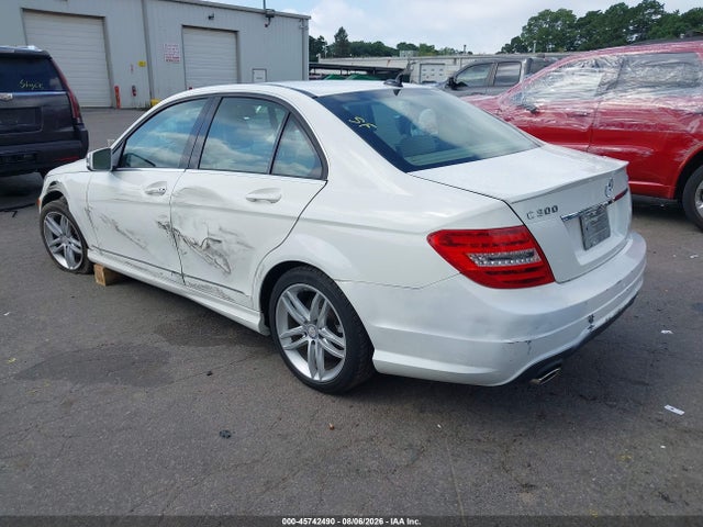 Продажа на аукционе авто 2013 Mercedes-benz C 300 Sport 4matic, vin: WDDGF8ABXDA867245, номер лота: 45742490