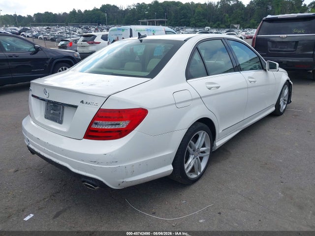 Продажа на аукционе авто 2013 Mercedes-benz C 300 Sport 4matic, vin: WDDGF8ABXDA867245, номер лота: 45742490