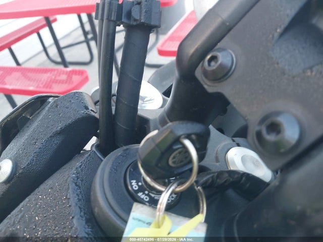 45742498 :رقم المزاد ، JYARM32E4NA004197 vin ، 2022 Yamaha Mt07 مزاد بيع
