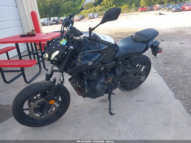 45742498 :رقم المزاد ، JYARM32E4NA004197 vin ، 2022 Yamaha Mt07 مزاد بيع