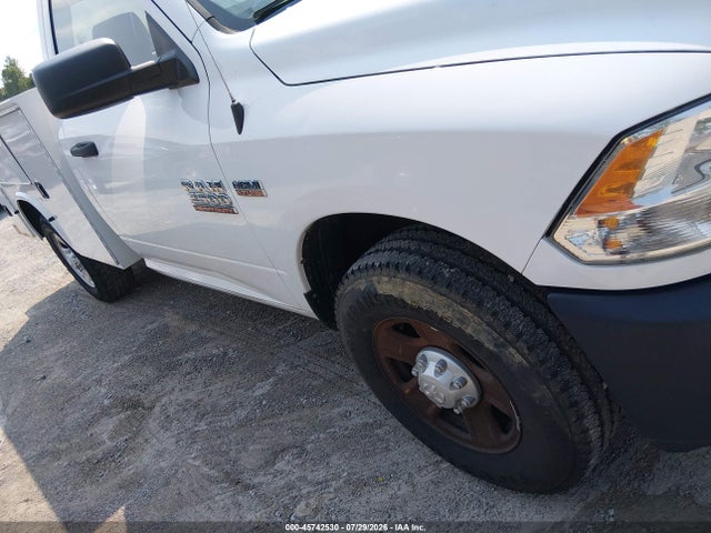 2015 Ram 2500 Tradesman მანქანა იყიდება აუქციონზე, vin: 3C7WR4AT9FG704818, აუქციონის ნომერი: 45742530