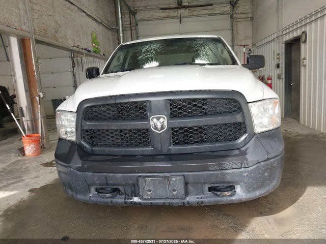 45742531 :رقم المزاد ، 1C6RR7KG3MS564534 vin ، 2021 Ram 1500 Classic Tradesman  4x4 5'7 Box مزاد بيع