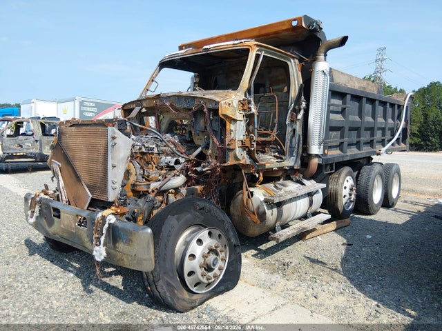 2006 Sterling Truck L 9500 მანქანა იყიდება აუქციონზე, vin: 2FZHAZDEX6AW87773, აუქციონის ნომერი: 45742554