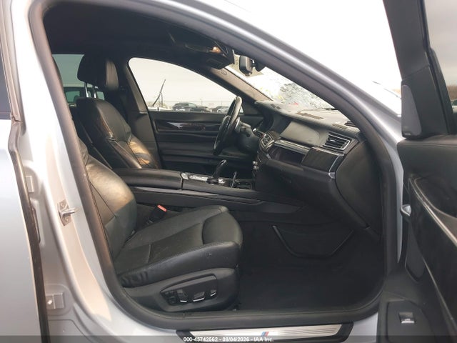 BMW 750i 2015 WBAYA8C58FG197812 Image 5
