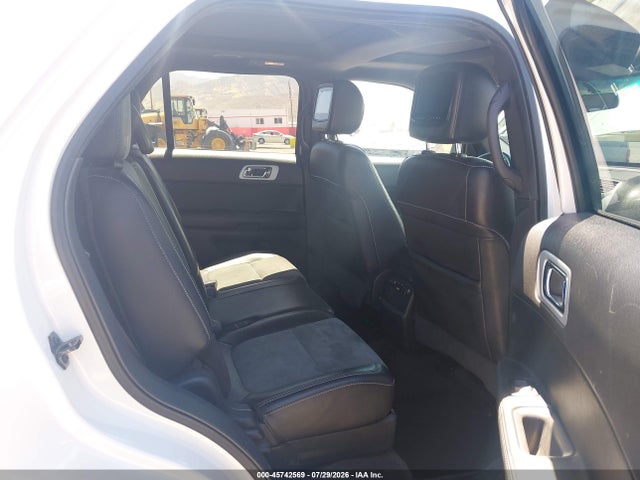 1FM5K7D8XFGC64752 Ford EXPLORER XLT